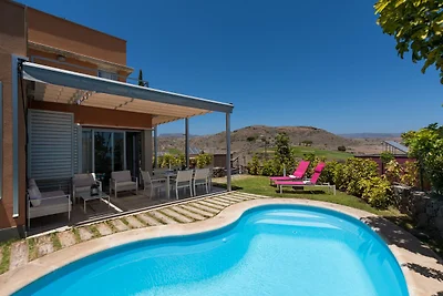 Villa mit Golfblick und beheiztem Pool