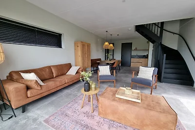 Villa mit privater Terrasse