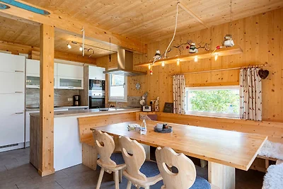Schönes Chalet mit Whirlpool