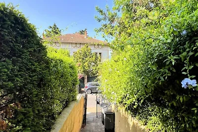 Apartment in Hyères in der Nähe der Goldenen...