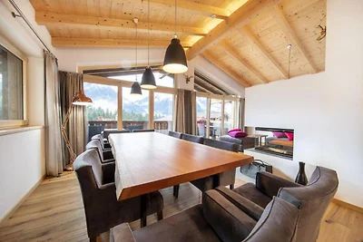 Chalet in Neukirchen bij Skilift