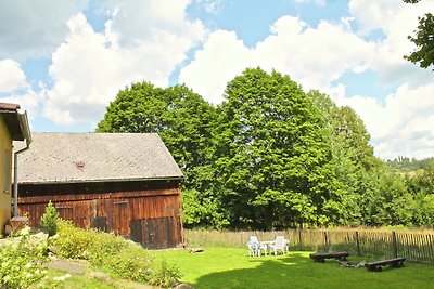 Gemütliches Ferienhaus in Obora in Waldnähe