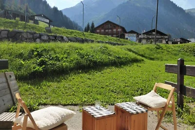 Apartment in Planay mit Bergblick