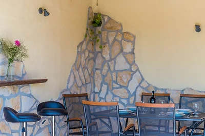 Villa Dalmatian Gem - Two-Bedroom Villa with ...
