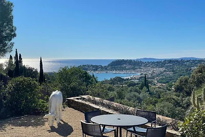 Schöne Villa in Cavalaire sur Mer mit...