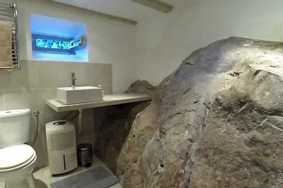 Villa Skylight - Two Bedroom Villa & Studio w...
