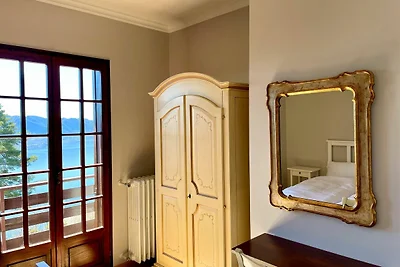 Villa in Trarego Viggiona mit Garten