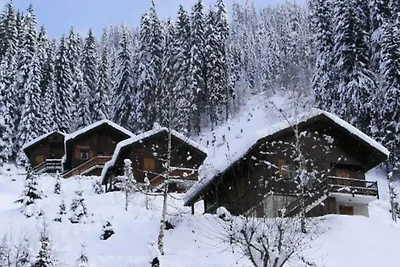 Apartment in Arêches-Beaufort Ski-In/Out