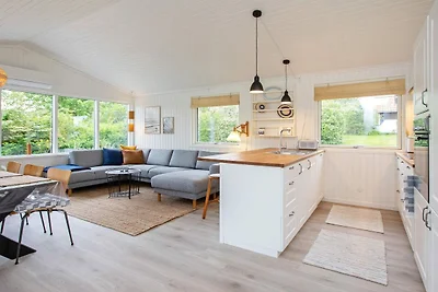 6 Personen Ferienhaus in Karrebæksminde-By...