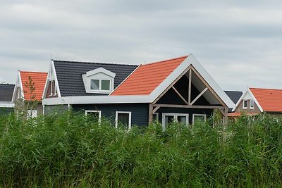 Schönes Ferienhaus in der Nähe des Wassers