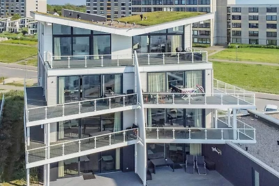 Hochwertige Wohnung in erster Reihe