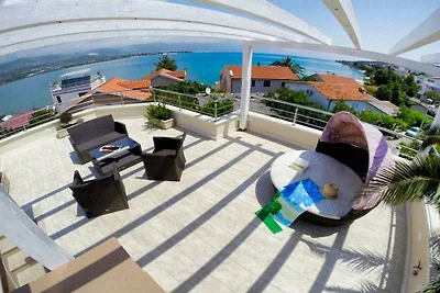 Zara Komfortable Ferienresidenz