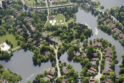 Bungalow rinnovato sull'acqua con la propria ...