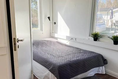 3 Personen Ferienhaus in FäRENTUNA