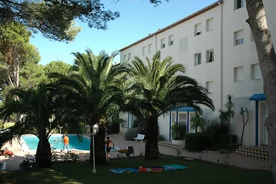 Apartment in L’Escala mit Terrasse