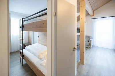 Geräumiges Alpenapartment mit Balkon