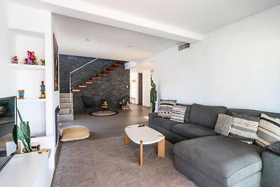 Moderne Villa in der Nähe des Strandes...