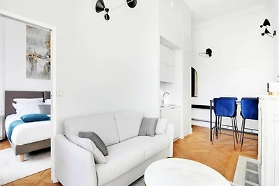 Maison Labruyère – Royal Garden Suite