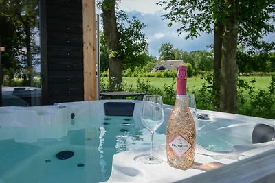 Einzigartige Wellness-Lodge am Holterberg