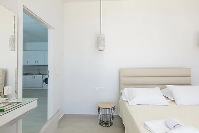 Villa in Mariou mit Pool und Stränden