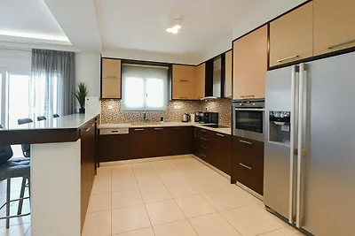 Private Poolvilla mit Meerblick für 6...