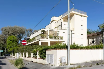 Appartement in Viareggio bij Strand