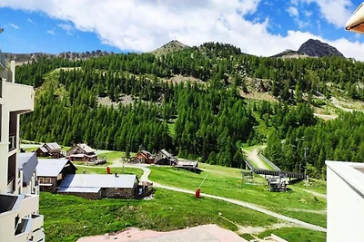 Vermeil Residence One Eleven H