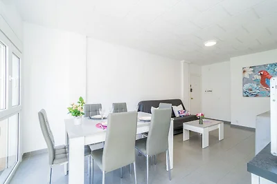 Apartment mit 2 Schlafzimmern und Poolblick