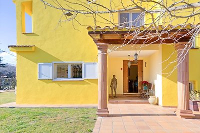 Haus mit Pool und Sauna in Sant Esteve de...