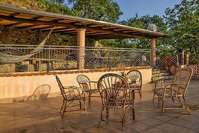 Casa in Sicilia con piscina e panorama