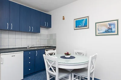Villa Supetar Garden - Classic Two Bedroom Ap...