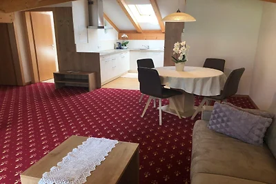 Wohnung in Goldrain mit Pool und Bergblick