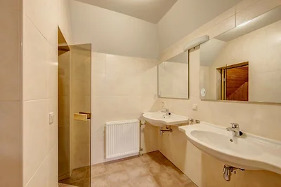 Villa in Cochem met Sauna en Comfort