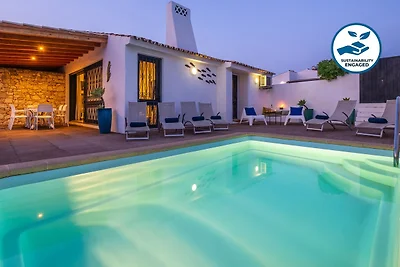 Villa met 2 kamers en privézwembad