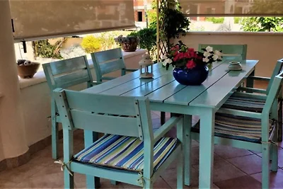 Apartments Dea & Paula - Classic Two Bedroom ...