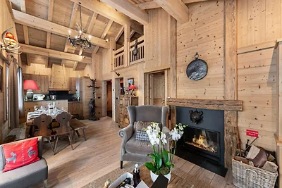 Chalet in Courchevel mit Skizugang und Spa