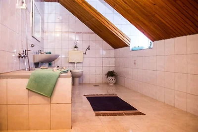 Four Bedroom Holiday Home
