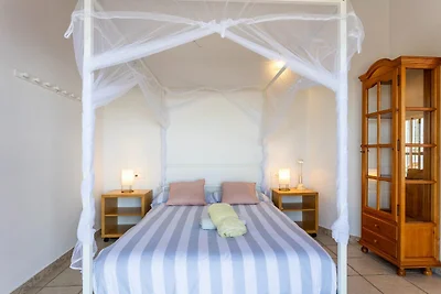 Villa in Arenas mit Meerblick und Pool