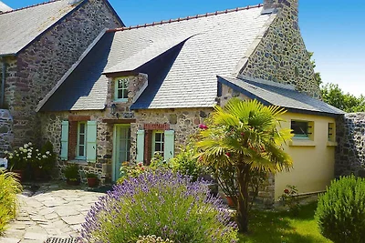 Ferienhaus in ruhiger Lage nahe Küste,...