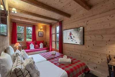 Chalet in Courchevel mit Skizugang und Spa
