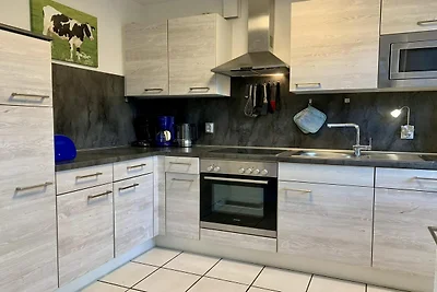 Modernes Ferienhaus mit Garten