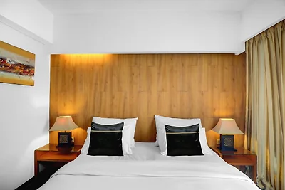 Luxury Deluxe DBL Escape W/ Free WiFi and...