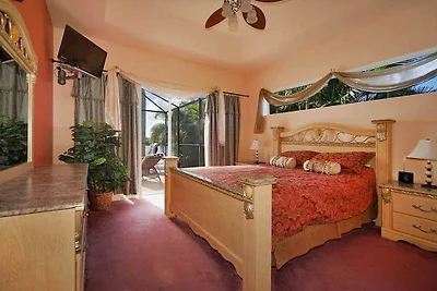 Villa en Cape Coral con piscina