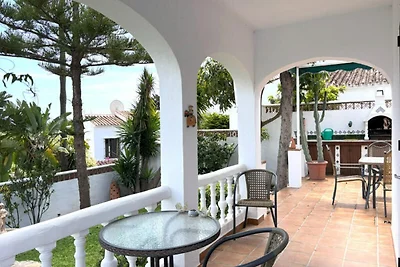 Villa in Nerja mit Pool und Garten
