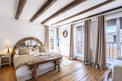 Im Fleur De Ly f�r f�nf Personen