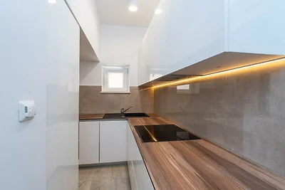 Apartment Nikolica - Two Bedroom Apartment wi...