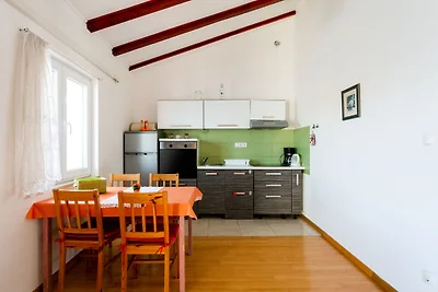 Powabny apartament w Stomorskiej blisko morza