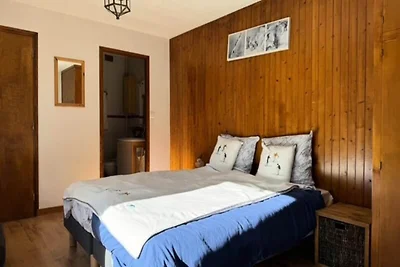 Haus in Les Allues in der Nähe der Gondelbahn