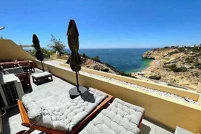 Appartamento a Carvoeiro con vista sul mare