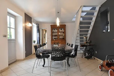 Luxuriöses Ferienhaus mit Garten in...